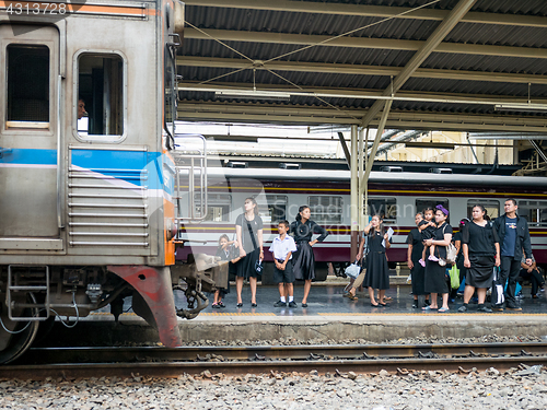 Image of Mourners at Hua Lamphong Station in Bangkok