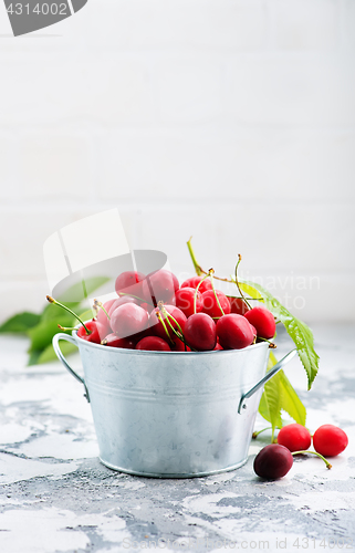 Image of fresh cherry