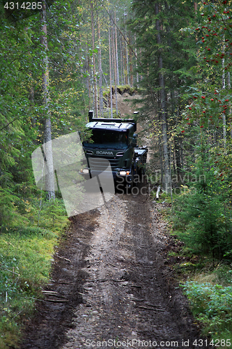 Image of Offroad Driving with Scania Defense Vehicle