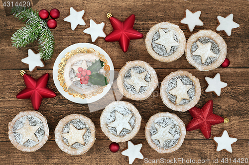 Image of Mince Pies and Gingerbread Biscuits