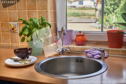 Image of Tidy Kitchen Detail