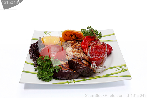 Image of Ready-to-eat steak with baked vegetables