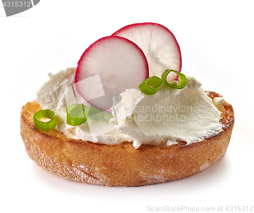 Image of toasted bread with cream cheese