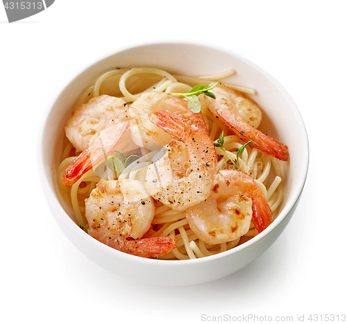 Image of Bowl of spaghetti and fried prawns