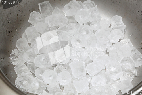 Image of Ice cubes