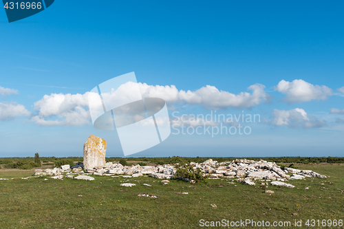 Image of Ancient monument in a great plain area