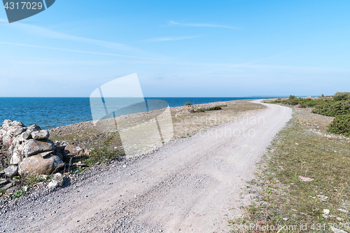 Image of Dirt road along the coast