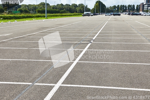 Image of Carpark with empty spots