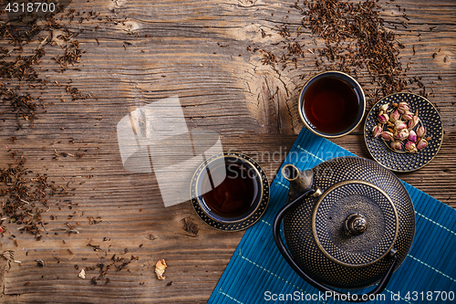 Image of Cast iron teapot 