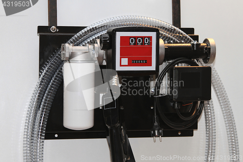 Image of Pump with filter