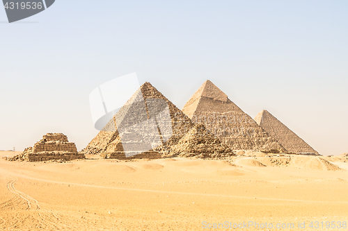 Image of Giza pyramids in Cairo, Egypt.