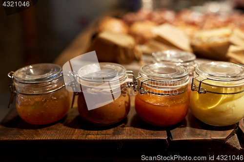 Image of craft jam or sauce at grocery store