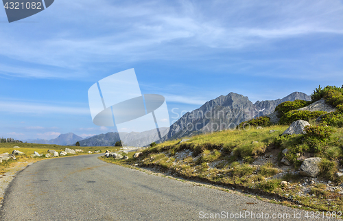 Image of Road to the Mountains