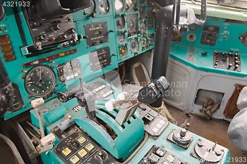 Image of Vintage Flight Deck