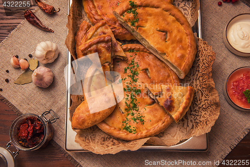 Image of Different pies composition