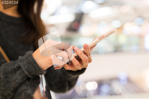 Image of Woman use of cellphone