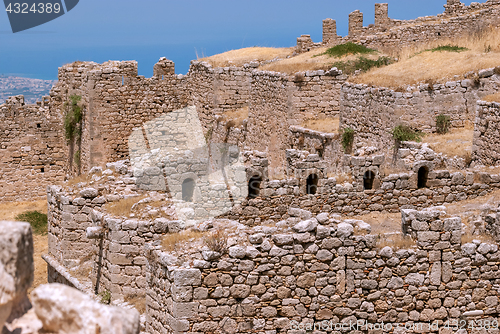 Image of Ruined walls of the fortress.