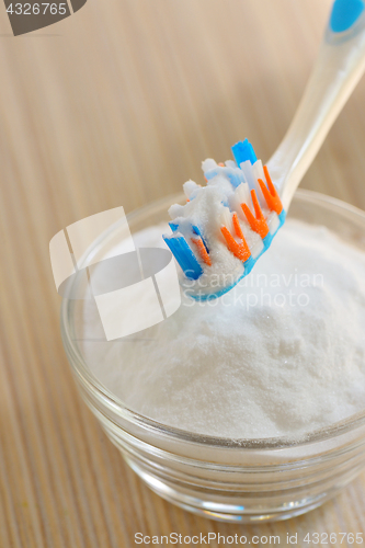 Image of Baking soda used to brighten teeth