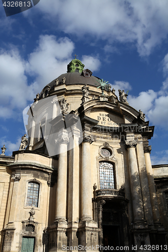 Image of cathedral church in Lviv