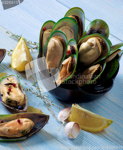 Image of Boiled Green Mussels