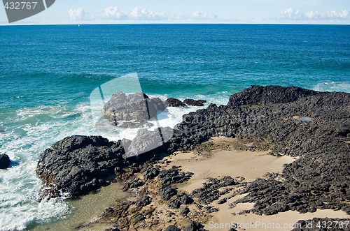 Image of seashore rocks