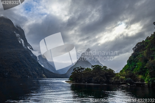 Image of Milford Sound, fiordland national park, New Zealand