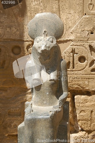 Image of Egyptian statue