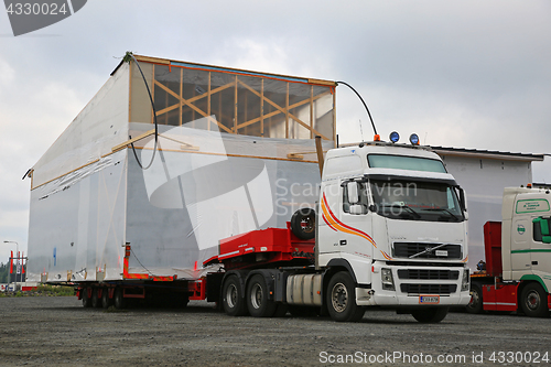 Image of Volvo FH16 Semi Trailer Wide Load Transport