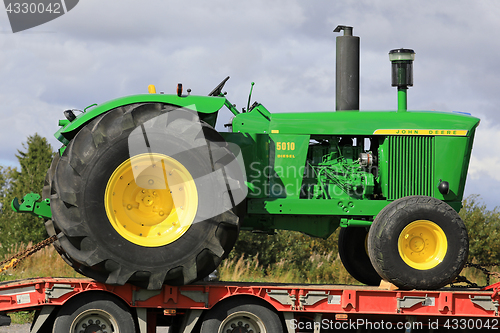 Image of John Deere 5010 Tractor Side View 