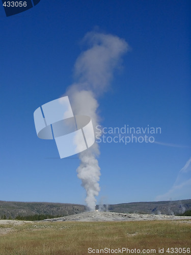 Image of Old Faithful geyser