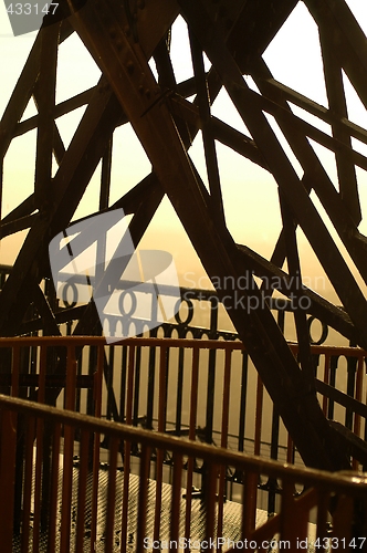 Image of Eiffel Tower in a rainy day