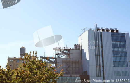 Image of Tourists on roof of the Whitney Museum of American Art 