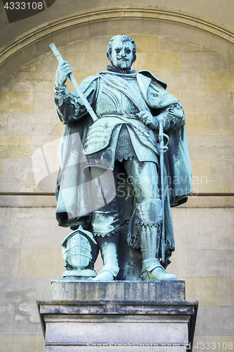 Image of a statue in the Feldherrenhalle Munich Germany