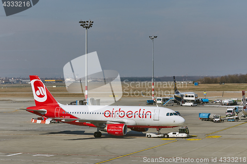 Image of Plane at the airport