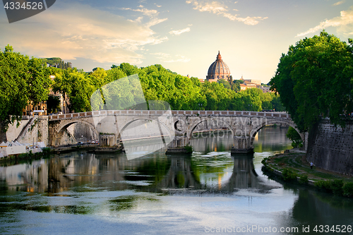 Image of Bridge Sisto in Rome