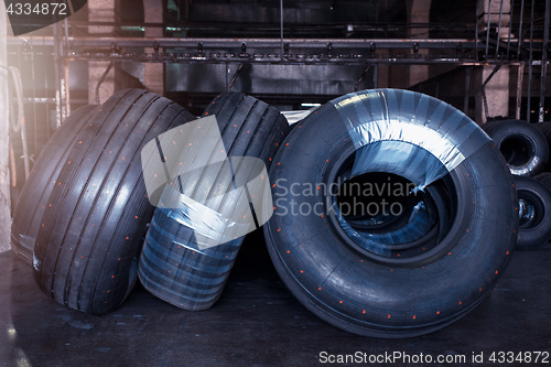 Image of Avia tires production