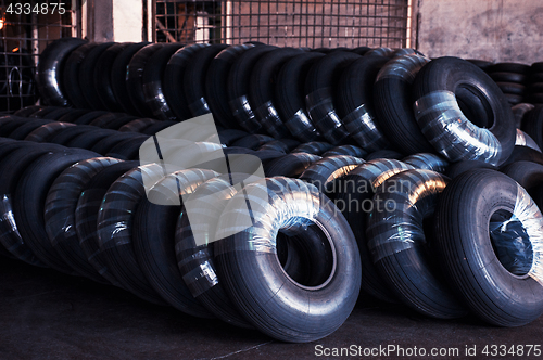 Image of Avia tires production