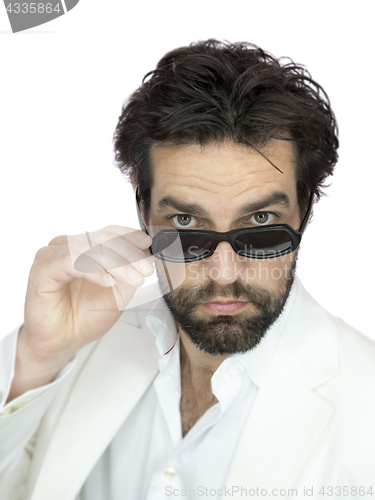Image of bearded man with sunglasses