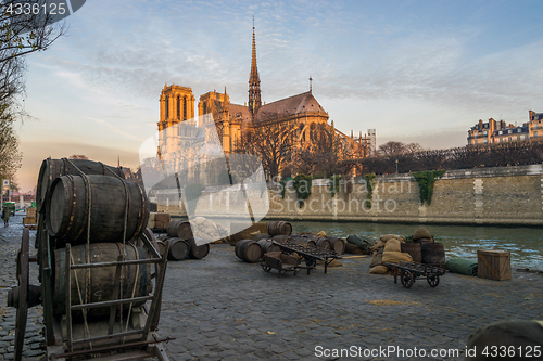 Image of Old Paris docks