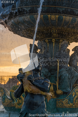 Image of Fountain at Place de la Concorde in Paris 
