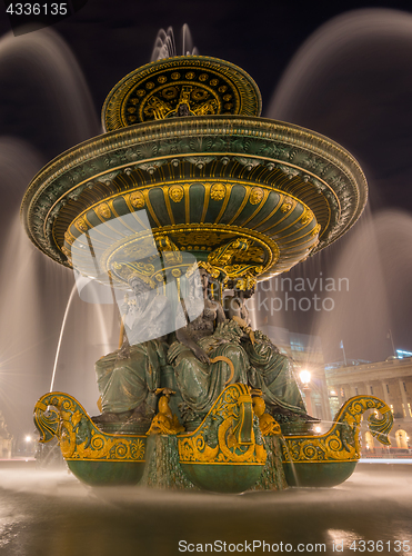 Image of Fountain at Place de la Concorde in Paris 