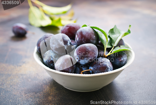 Image of fresh plums