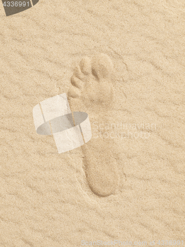 Image of footprint at the sand