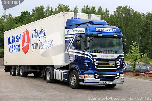 Image of Blue and White Scania R400 Truck 