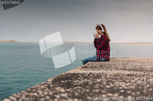 Image of Music and Coffee, perfect combination