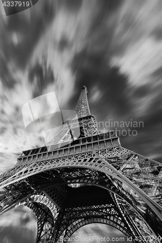 Image of Black and white of the Eiffel tour in Paris