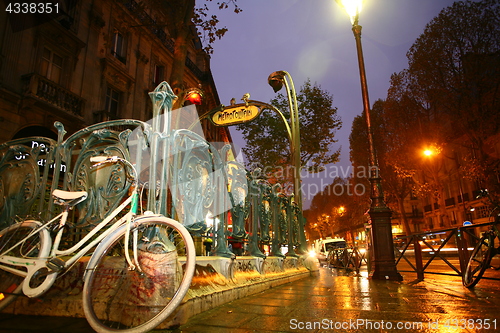 Image of Metro in Paris