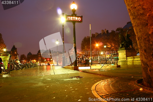 Image of Metro in Paris