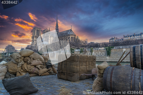 Image of Old Paris docks