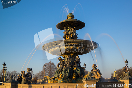 Image of Fountain at Place de la Concord in Paris 